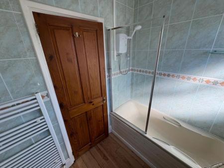 3 bedroom Property to let in Main Street, Leicester