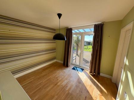 3 bedroom Property to let in Main Street, Leicester