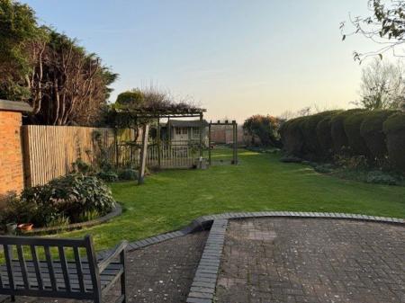 3 bedroom Property to let in Main Street, Leicester