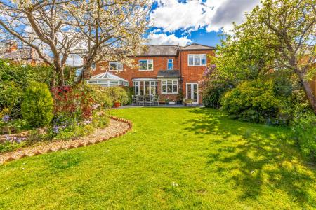 5 bedroom Semi-detached house for sale in Brinsmead Road, Knighton, Leicester