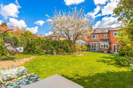 5 bedroom Semi-detached house for sale in Brinsmead Road, Knighton, Leicester