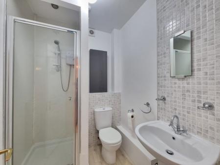 0 bedroom Studio flat to let in Filbert Street East, Leicester