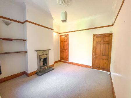 2 bedroom End of terrace house for sale in Cecilia Road, Leicester
