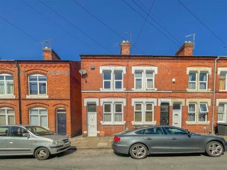 2 bedroom End of terrace house for sale in Cecilia Road, Leicester