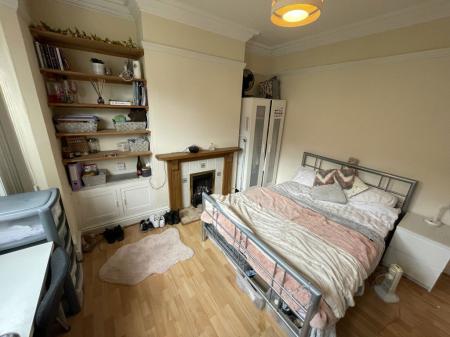 4 bedroom Property to let in Briton Street, Leicester