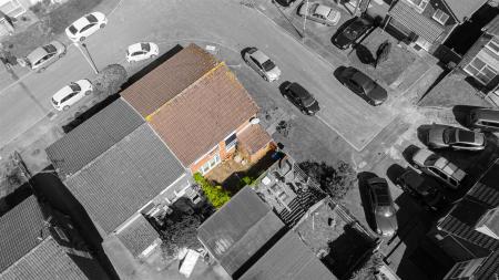 2 bedroom Maisonette for sale in Okehampton Avenue, Leicester