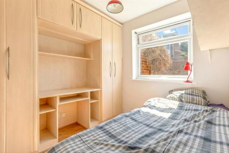 2 bedroom Maisonette for sale in Okehampton Avenue, Leicester