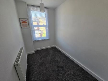 2 bedroom Property to let in Cradock Road, Leicester