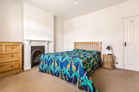 2 bedroom Terraced House for sale in Burns Street, Knighton Fields