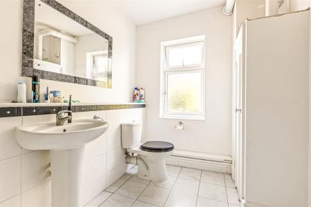 2 bedroom Terraced House for sale in Burns Street, Knighton Fields