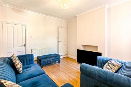 2 bedroom Terraced House for sale in Burns Street, Knighton Fields