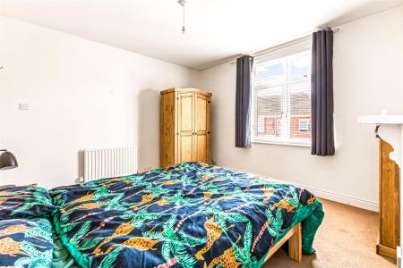 2 bedroom Terraced House for sale in Burns Street, Knighton Fields