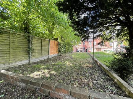 2 bedroom Terraced House for sale in Burns Street, Knighton Fields