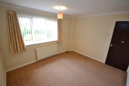 4 bedroom Property to let in Barnstaple Close, Leicester