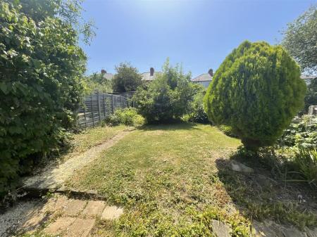3 bedroom Semi-detached house for sale in Stanfell Road, Leicester
