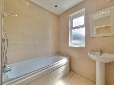 3 bedroom Semi-detached house for sale in Stanfell Road, Leicester
