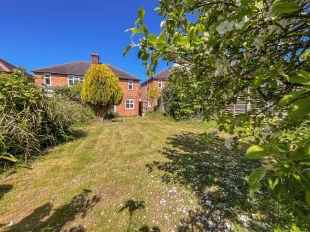 3 bedroom Semi-detached house for sale in Stanfell Road, Leicester