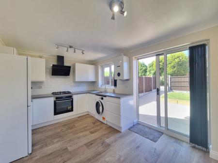3 bedroom Property to let in Abbey Close, Loughborough