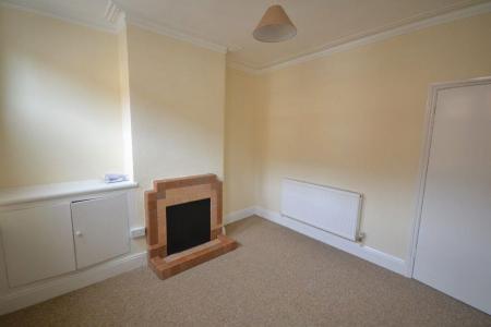 2 bedroom Property to let in Cradock Road, Leicester