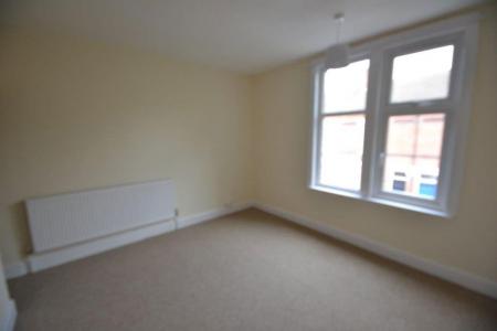 2 bedroom Property to let in Cradock Road, Leicester