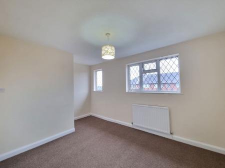 3 bedroom Property to let in Sandhurst Street, Leicester