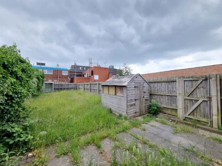 3 bedroom Property to let in Sandhurst Street, Leicester