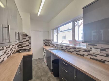 3 bedroom Property to let in St Leonards Road, Leicester