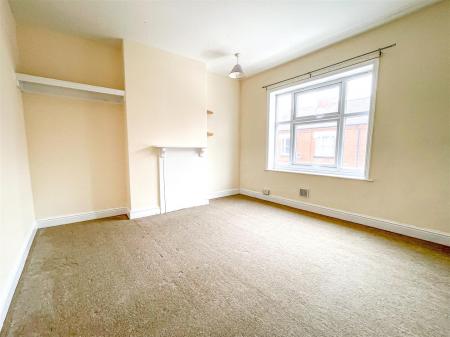 2 bedroom Terraced House for sale in Bulwer Road, Leicester
