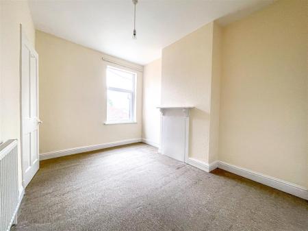 2 bedroom Terraced House for sale in Bulwer Road, Leicester
