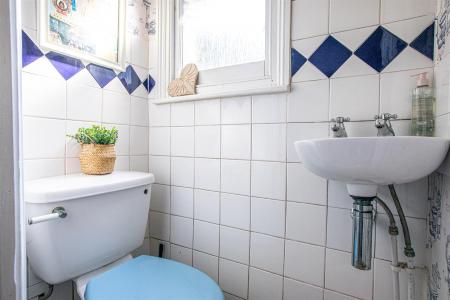 3 bedroom Terraced House for sale in Knighton Fields Road West, Leicester