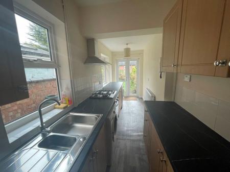 2 bedroom Property to let in Avenue Road Extension, Leicester