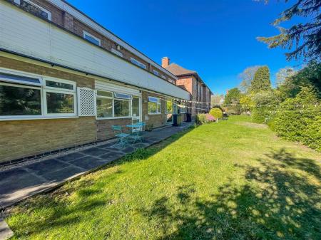 1 bedroom Flat for sale in Stoneygate, Leicester, LE2 1RD