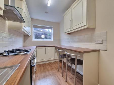 1 bedroom Flat for sale in Elmfield Ave, Stoneygate LE2 1RD