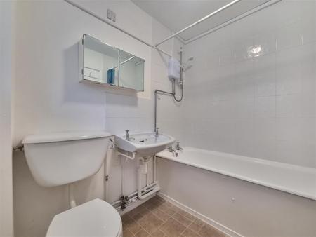 1 bedroom Flat for sale in Elmfield Ave, Stoneygate LE2 1RD
