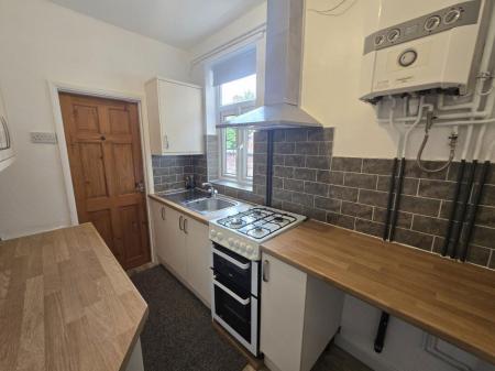 3 bedroom Property to let in Edward Road, Leicester