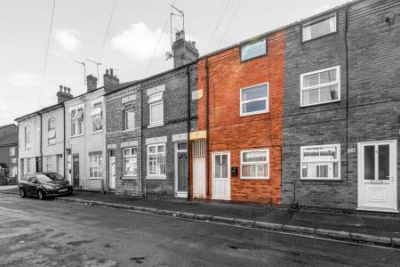 3 bedroom Terraced House for sale in Cavendish Road, Aylestone