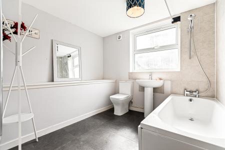 3 bedroom Terraced House for sale in Cavendish Road, Aylestone
