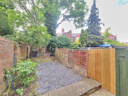 3 bedroom Terraced House for sale in Cavendish Road, Aylestone