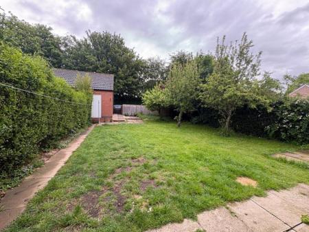 3 bedroom Property to let in Church Lane, Leciester