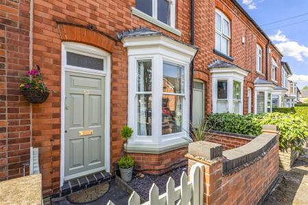 2 bedroom Terraced House for sale in Sidney Road, South Knighton, Leicester