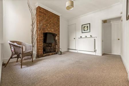 2 bedroom Terraced House for sale in Sidney Road, South Knighton, Leicester