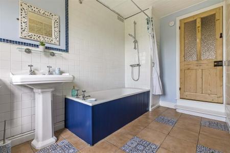 2 bedroom Terraced House for sale in Sidney Road, South Knighton, Leicester