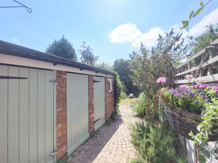 2 bedroom Terraced House for sale in Sidney Road, South Knighton, Leicester