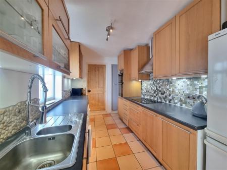 2 bedroom Terraced House for sale in Cavendish Road, Leicester