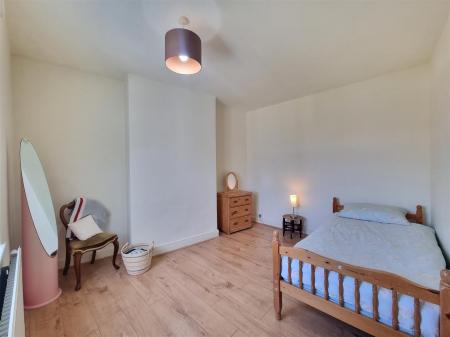 2 bedroom Terraced House for sale in Cavendish Road, Leicester