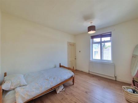 2 bedroom Terraced House for sale in Cavendish Road, Leicester