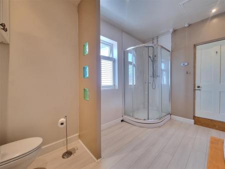 2 bedroom Terraced House for sale in Cavendish Road, Leicester