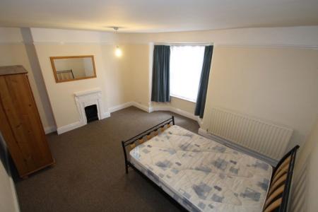 3 bedroom Property to let in Sweetbriar Road, Leicester