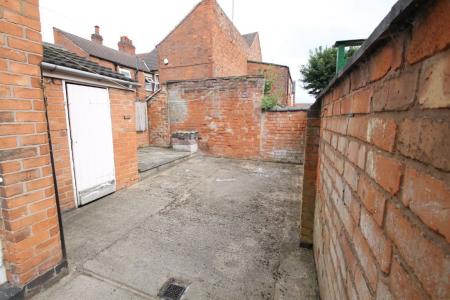 3 bedroom Property to let in Sweetbriar Road, Leicester
