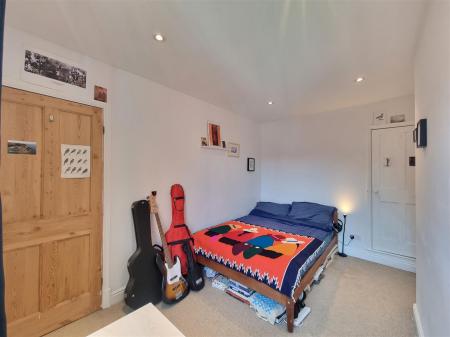 2 bedroom Terraced House for sale in St. Leonards Road, Leicester